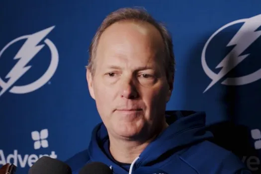 Une photo honteuse circule à Tampa Bay: Jon Cooper exposé