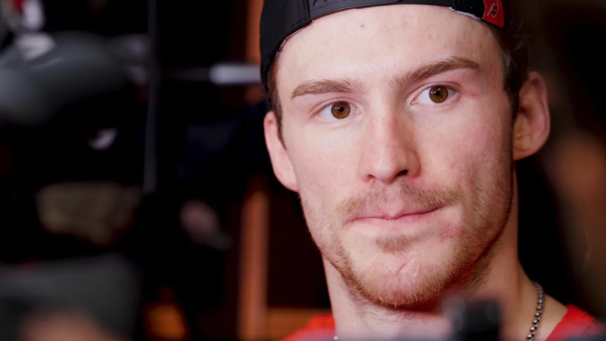 Arrogance mal placée: Andrei Svechnikov promet la victoire pour les Hurricanes