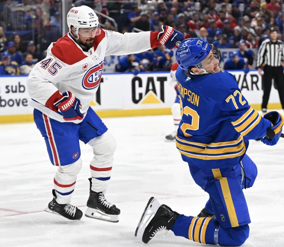 Blessure dévoilée: Tage Thompson dans l'eau chaude