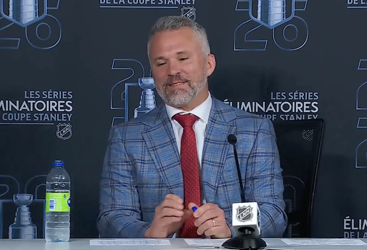 Honte à Martin St-Louis: une réaction inacceptable en conférence de presse