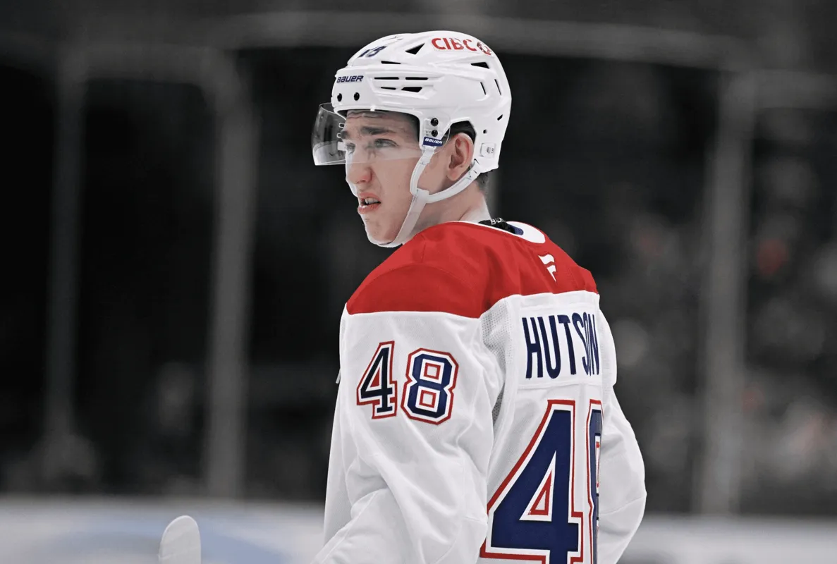 Le coeur brisé :  Lane Hutson traverse présentement l’épreuve la plus difficile de sa vie