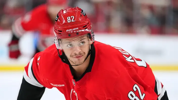 Moment gênant pour Jesperi Kotkaniemi: c'est la fin