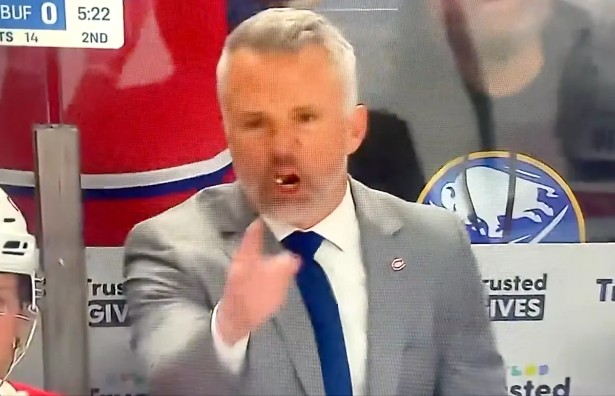 Rare moment de colère : Martin St-Louis explose contre les arbitres