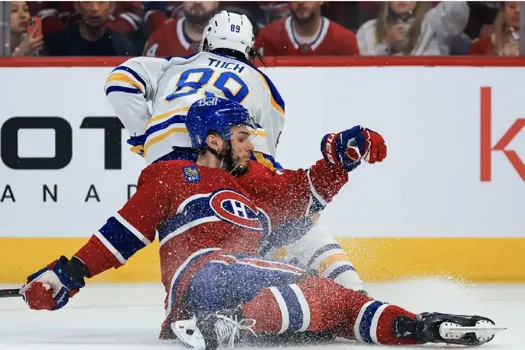 Blessure dévoilée: Juraj Slafkovsky est magané comme jamais