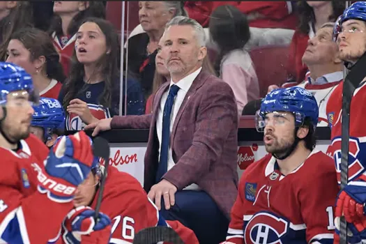 Frissons dans la salle de presse: Martin St-Louis livre le discours de l'année