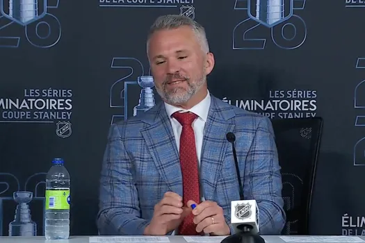Honte à Martin St-Louis: une réaction inacceptable en conférence de presse