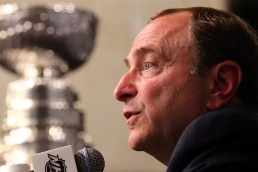 Horaire truqué: Gary Bettman élimine officiellement Montréal de la 3e ronde