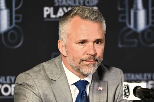 Incohérence dans la LNH : Martin St-Louis remet les arbitres à l’ordre