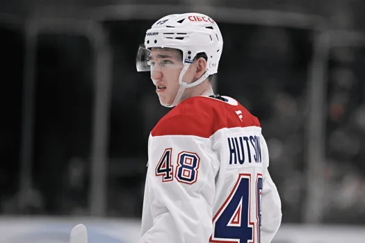 Le coeur brisé :  Lane Hutson traverse présentement l’épreuve la plus difficile de sa vie