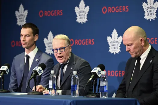 Le malaise de l'année à Toronto: le nouveau DG insulté en direct