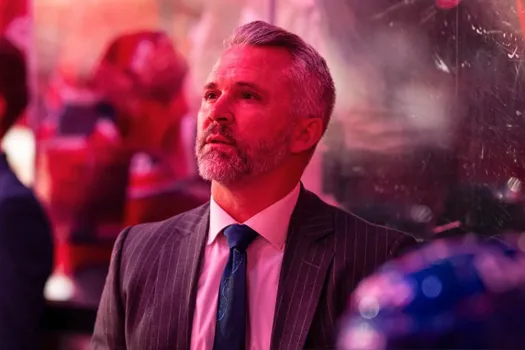 Traitement de faveur choc à Montréal : Martin St-Louis pointé du doigt pour son entêtement maladif