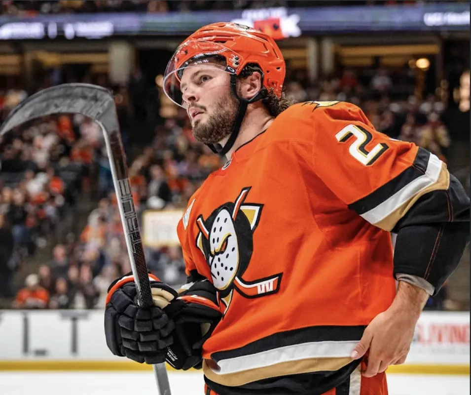 Alerte transaction à St-Louis: le colère monte envers Kent Hughes