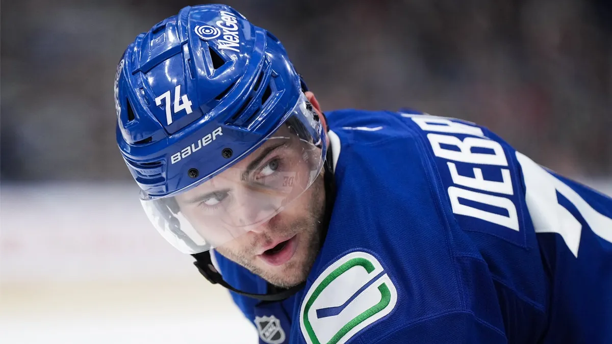 Kent Hughes panique: il approche les Canucks de Vancouver en désespoir