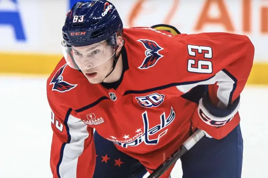 Acquisition d’un talent brut russe à Montréal: Kent Hughes vise les Capitals