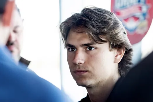 Bombe sportive à Anaheim: Cutter Gauthier accepterait de se faire échanger à Montréal
