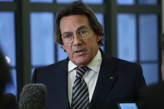 Disparition à Québec: le passé de Pierre-Karl Péladeau le rattrape