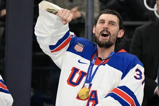 Méga transaction Buffalo-Winnipeg: le prix pour Connor Hellebuyck donne mal au coeur