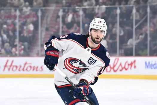 Offre hostile à Columbus : Adam Fantilli fait jaser à Montréal