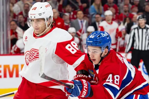Signature à Montréal: Patrick Kane relance le rêve de Lane Hutson