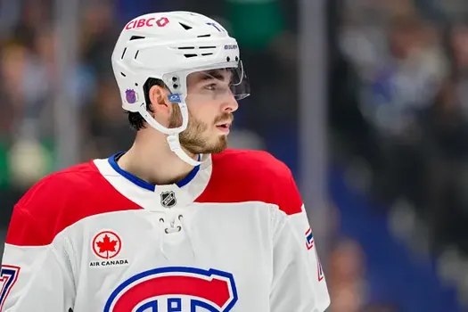 Transaction avant le 30 juillet: Kirby Dach est averti