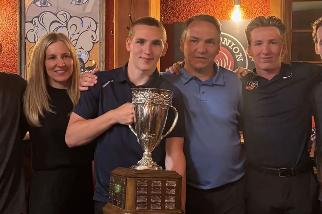 18 M$ pour Quinn Hughes : la famille de Lane Hutson se pose des questions