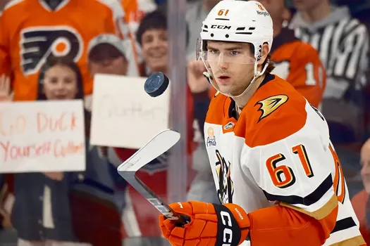 16 millions de dollars: le cauchemar d’Anaheim devient l’aubaine de Kent Hughes