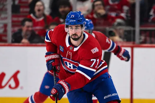 À la recherche d'un joueur de centre : Revirement majeur pour Dylan Larkin
