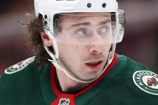 Commotion dans la LNH: Quinn Hughes sera échangé au New Jersey
