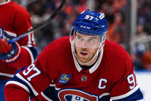 Connor McDavid à Montréal : les médias de Toronto commencent à y croire