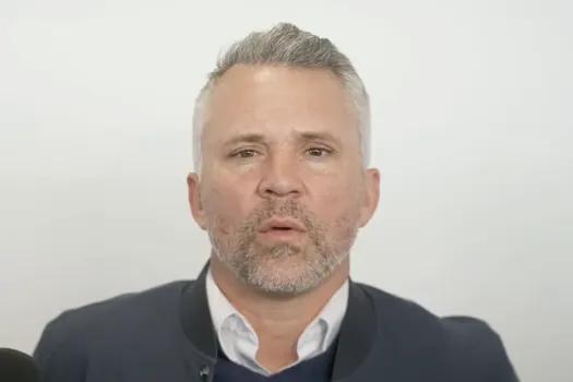 Honte à Martin St-Louis: il choisit l’argent avant ses joueurs