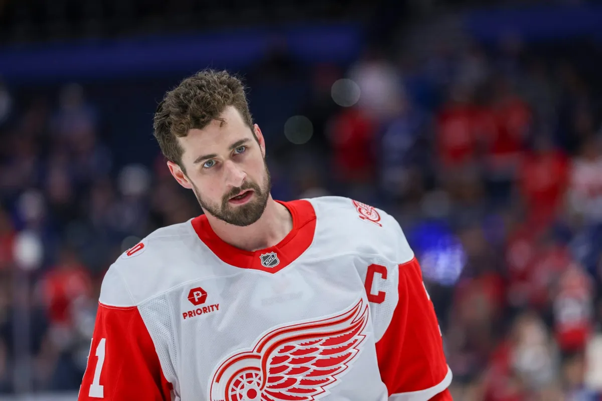 Dylan Larkin à Montréal: on attend l’annonce du DG lundi