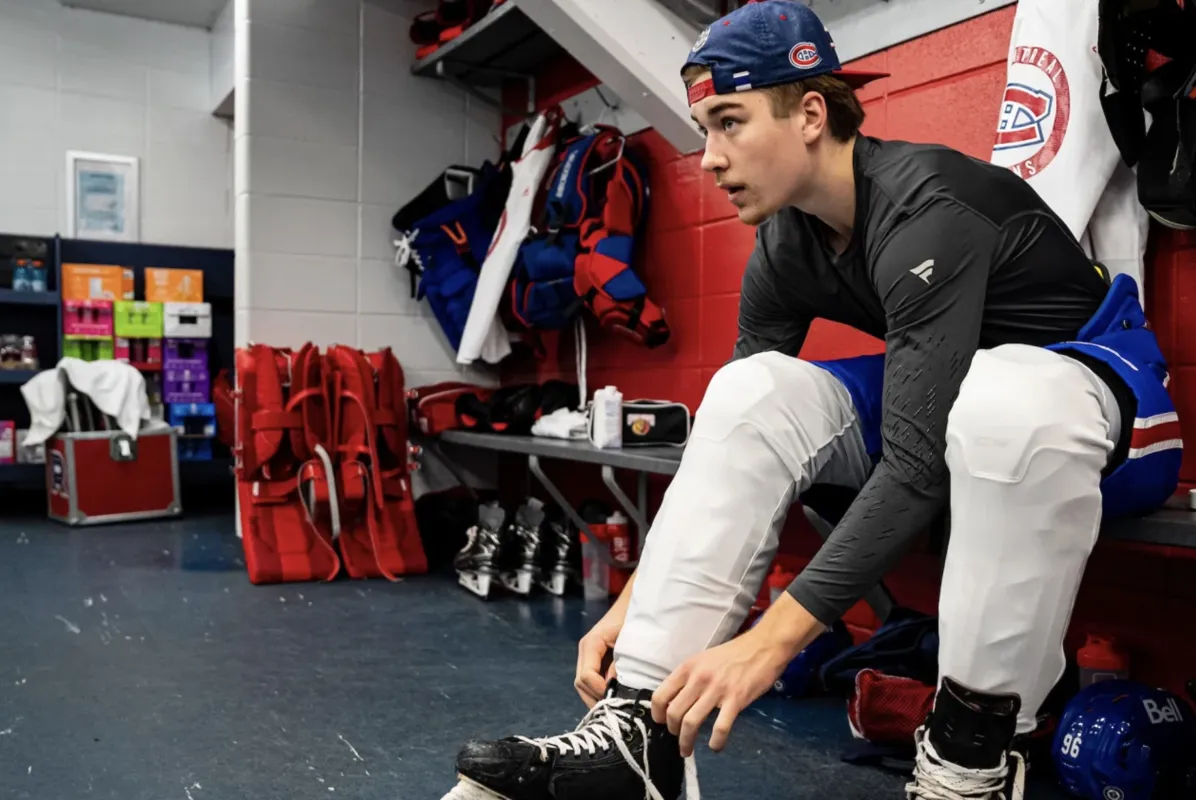 Frissons à Brossard: Florian Xhekaj interpelle Martin St-Louis