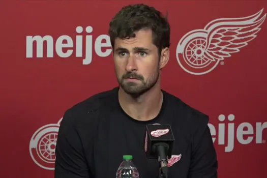 13 minutes de honte totale: Dylan Larkin fait peine à voir