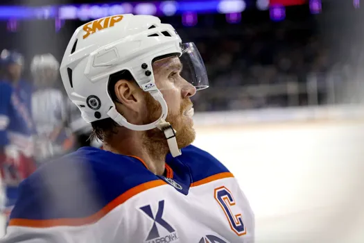 24 millions de dollars: Connor McDavid envoyé à Montréal par La Presse