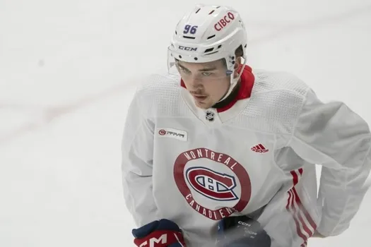 Chair de poule à Brossard: Florian Xhekaj enflamme la glace