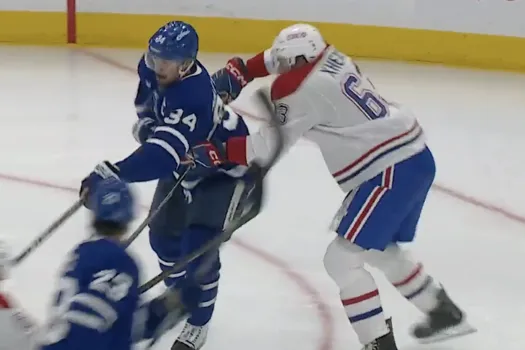 Double-échec sale: Florian Xhekaj fait perdre la tête à Auston Matthews