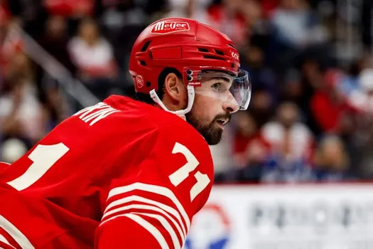 Officiel: Dylan Larkin rejette le Canadien de Montréal