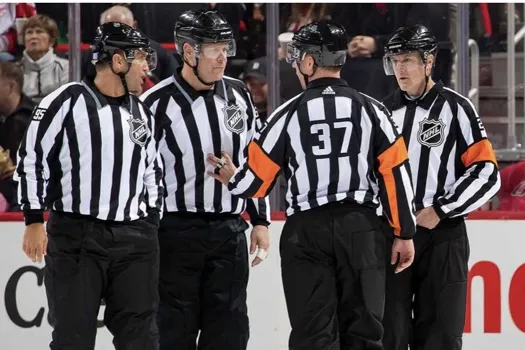 Salaire d'un arbitre de la LNH en 2026