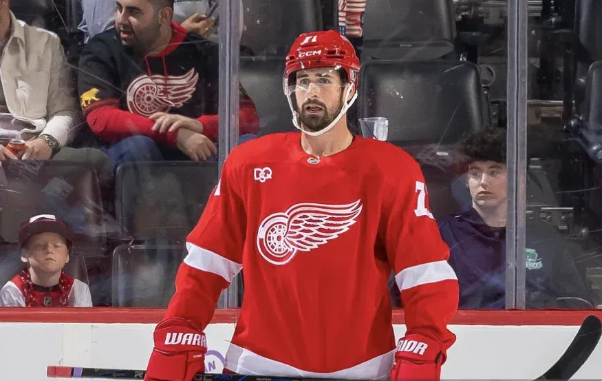 Coup de tonnerre de ESPN : la transaction de Dylan Larkin se précise
