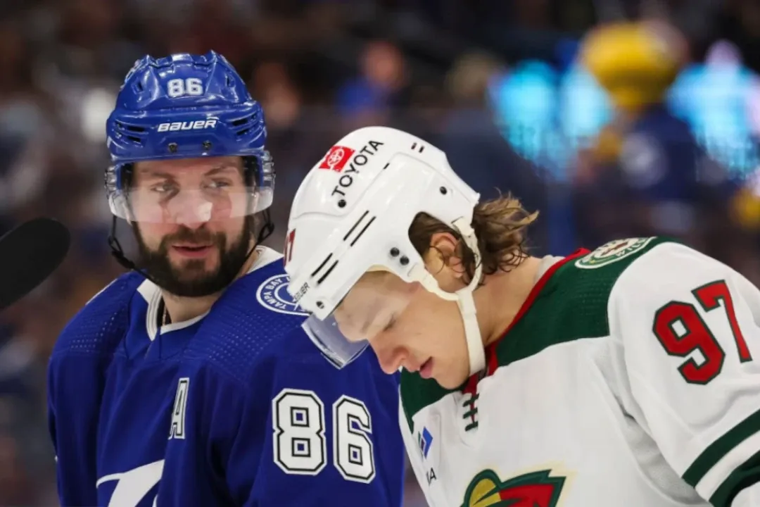Nikita Kucherov au Minnesota : Bill Guerin veut passer devant Kent Hughes
