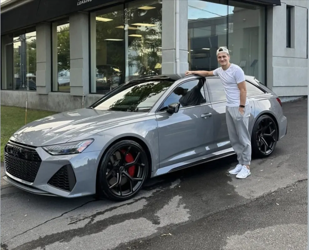 Vitesse extrême et course illégale avec son Audi RS6: Ivan Demidov dans l'eau chaude