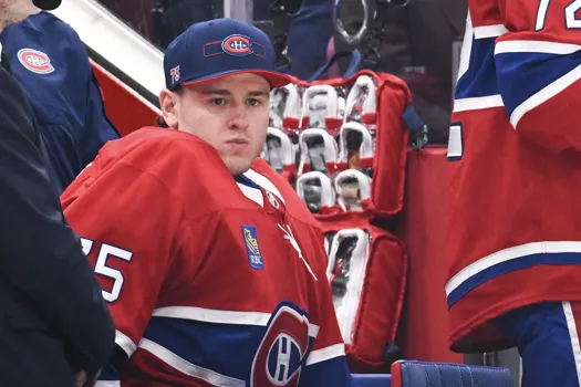 Déconfiture de Jakub Dobes: les Kings de Los Angeles appellent le Canadien de Montréal