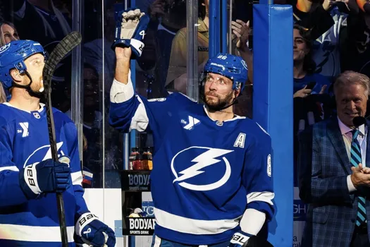 Demande de transaction officielle : Nikita Kucherov pourrait débarquer à Montréal