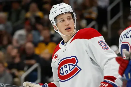 Déménagement Montréal-Détroit: les valises d'Oliver Kapanen sont prêtes