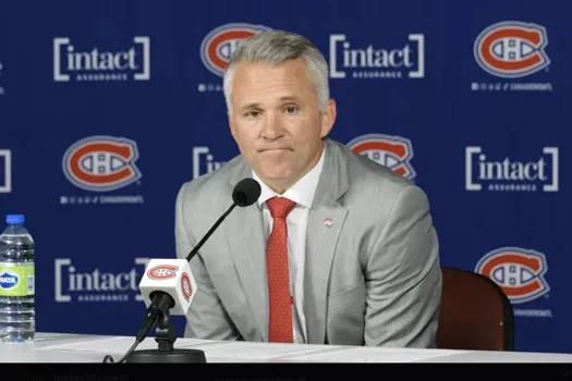 Manque de courage en salle de presse: Martin St-Louis ne mérite pas ses millions