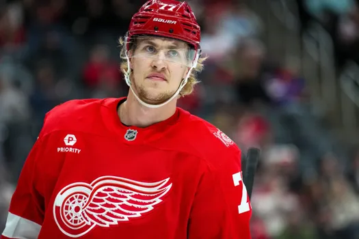 Surprise à Montréal: Kent Hughes connait le prix à payer pour Simon Edvinsson